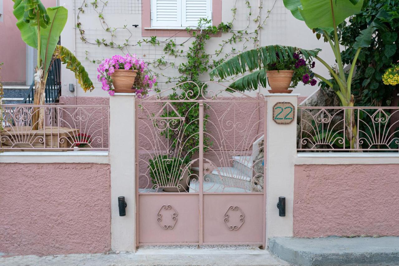 Flowers In The City - Elegant Home In Argostoli Ngoại thất bức ảnh