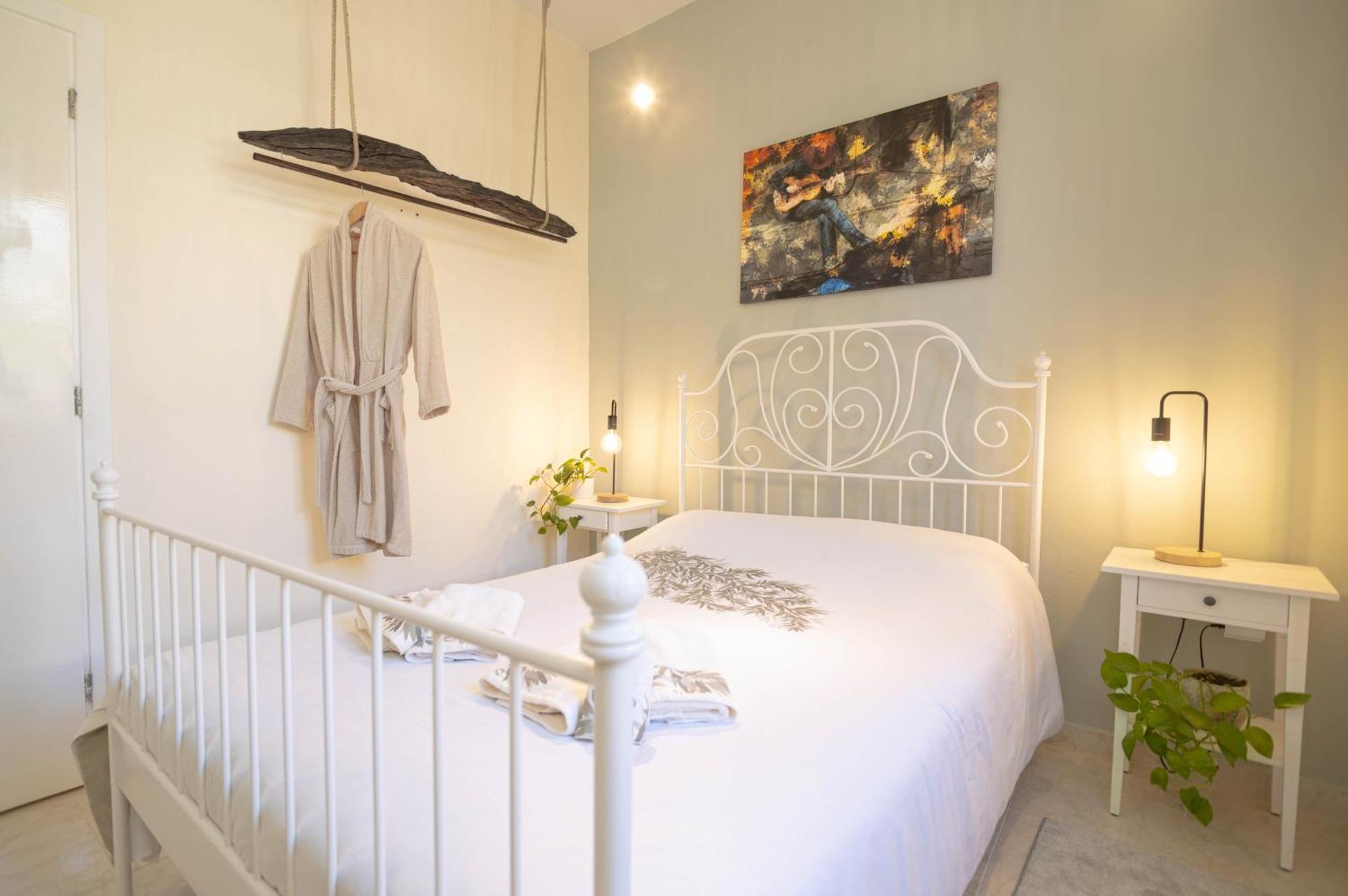Flowers In The City - Elegant Home In Argostoli Ngoại thất bức ảnh